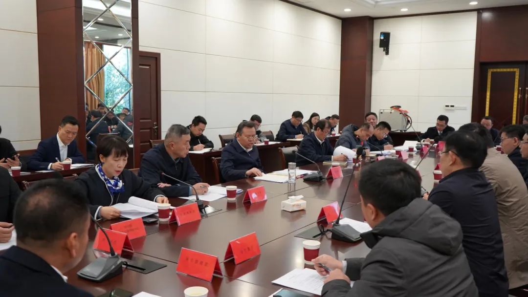 湖北省副省长程用文一行到武汉公赌船JCJC710调研指导工作